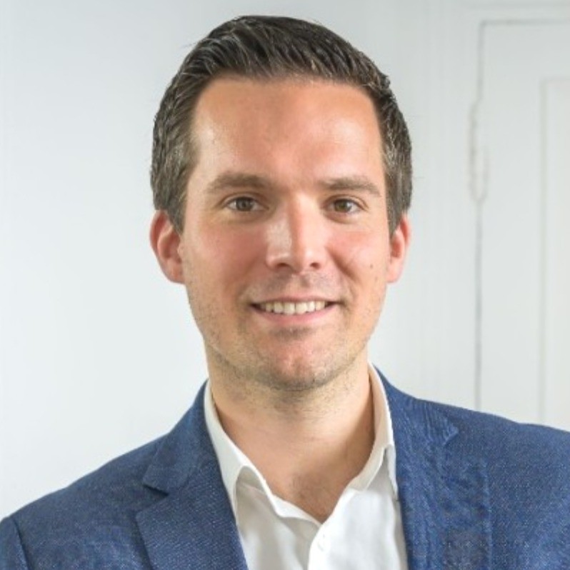 Bastien Baron, Justae